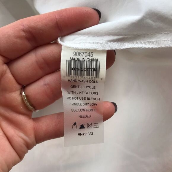 Vince camuto embroidered balloon sleeve blouse - Picture 7 of 8